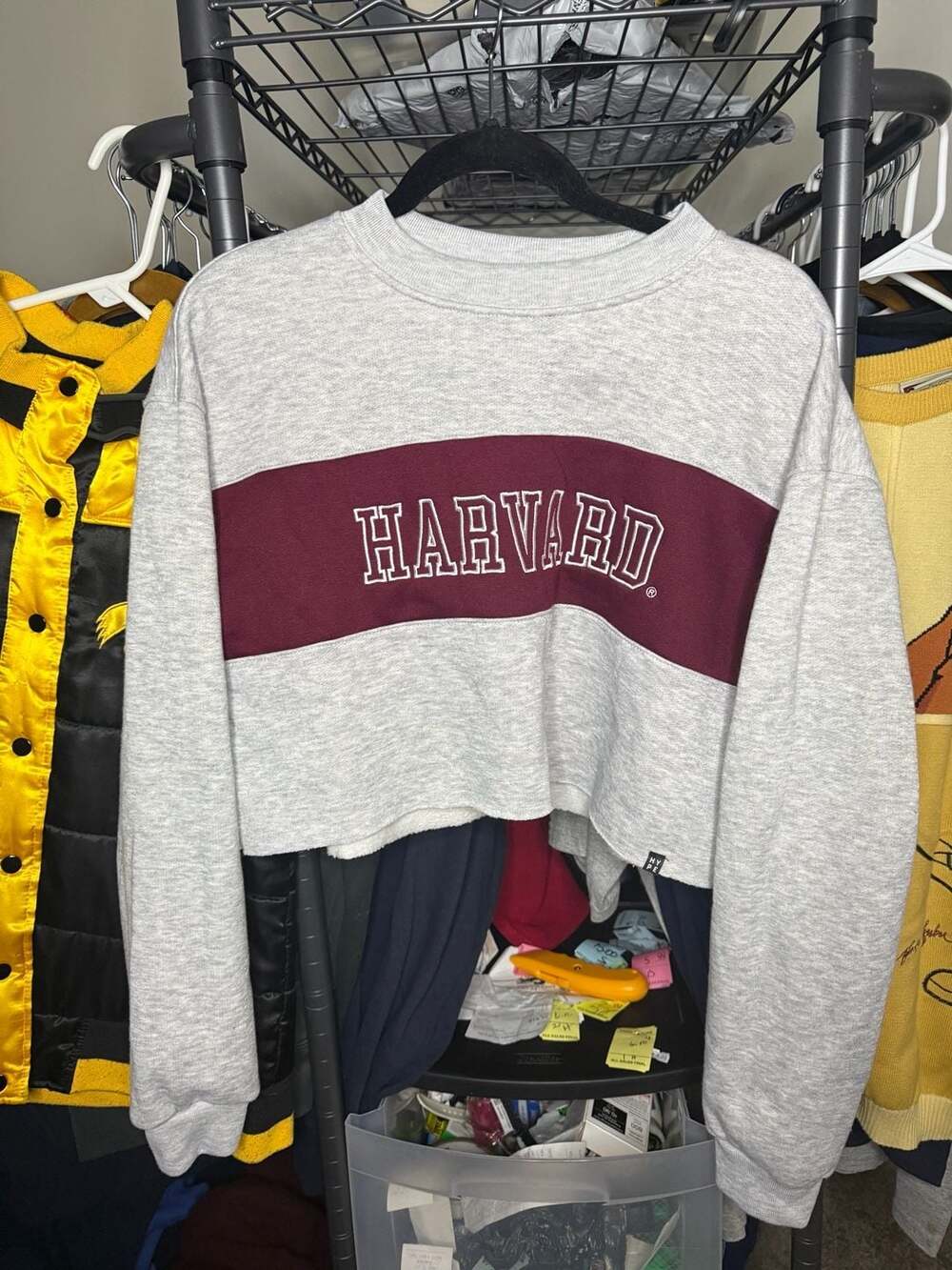 Hype and Vice Harvard University Cropped Sweatshirt Size L